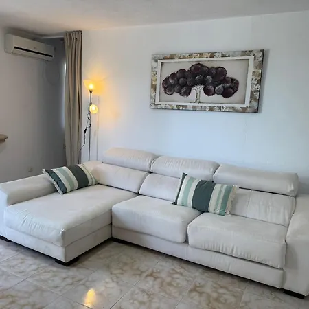 Americas 4-bedroom Villa *